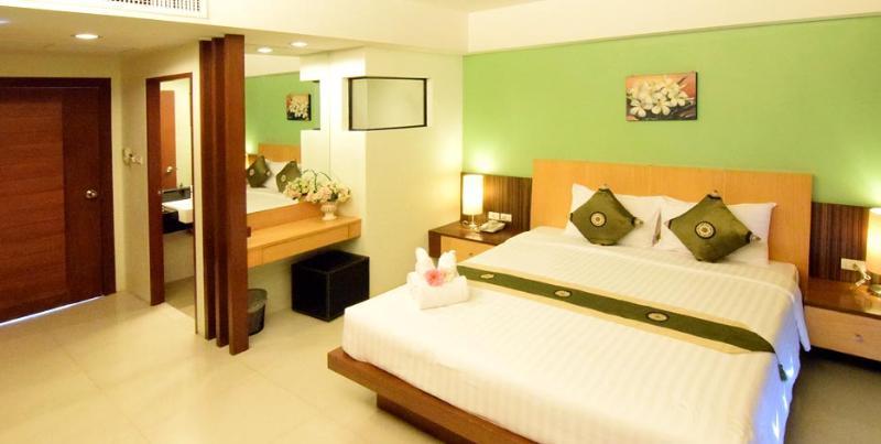 Di Pantai Boutique Phuket